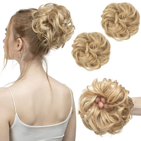 Helles honigblondes Halo® Wavy Curly Messy Bun (2 Stück)